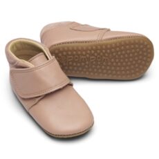 pom pom barefoot footwear respectful footwear boy respectful footwear girl baby's first steps